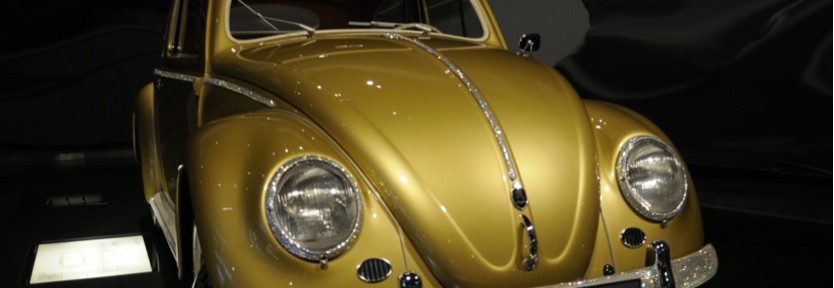 Goldener VW Käfer